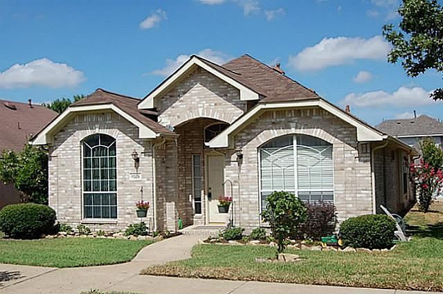 1st image of 7025 Charleston Dr