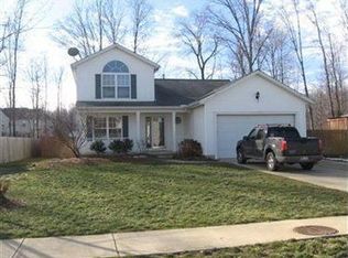 8029 Oak Tree Dr, Lorain, OH 44053