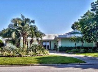 5816 Mariner St, Tampa, FL 33609