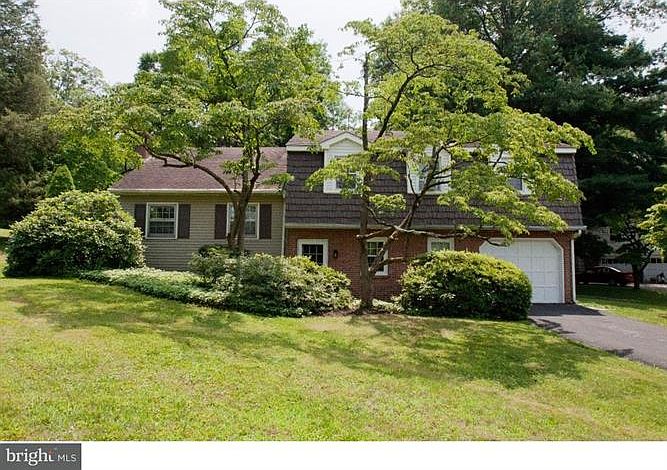 1st image of 1104 Dogwood Ct