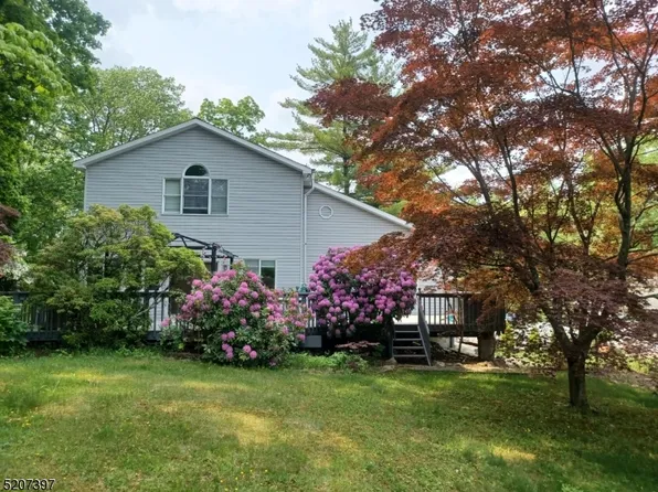 116 Lakeside Dr, Vernon Twp., NJ 07461