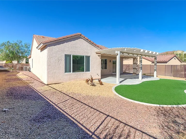2108 Mardela Springs Ct — Photo 30