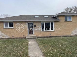 641 N Neva Ave, Addison, IL 60101