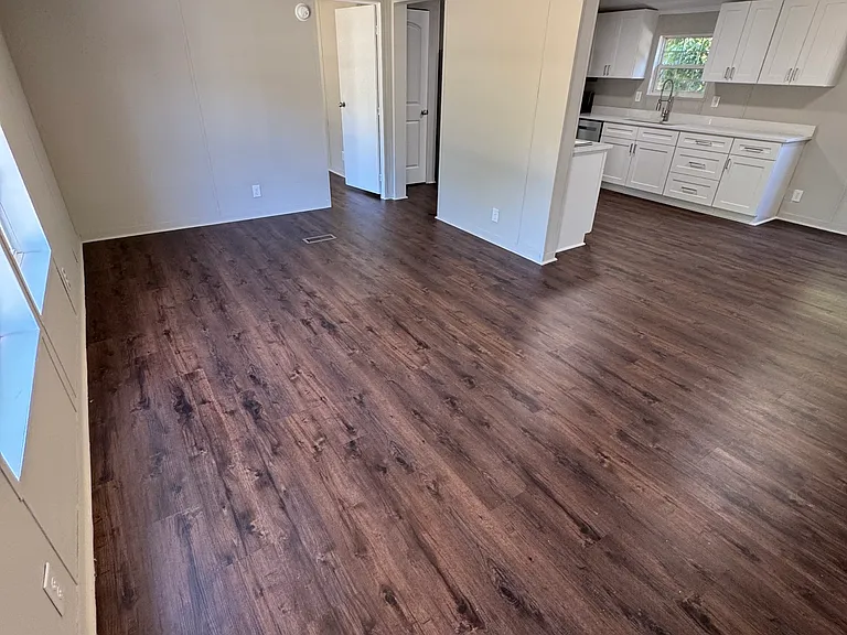 223 Barewood Dr — Photo 5