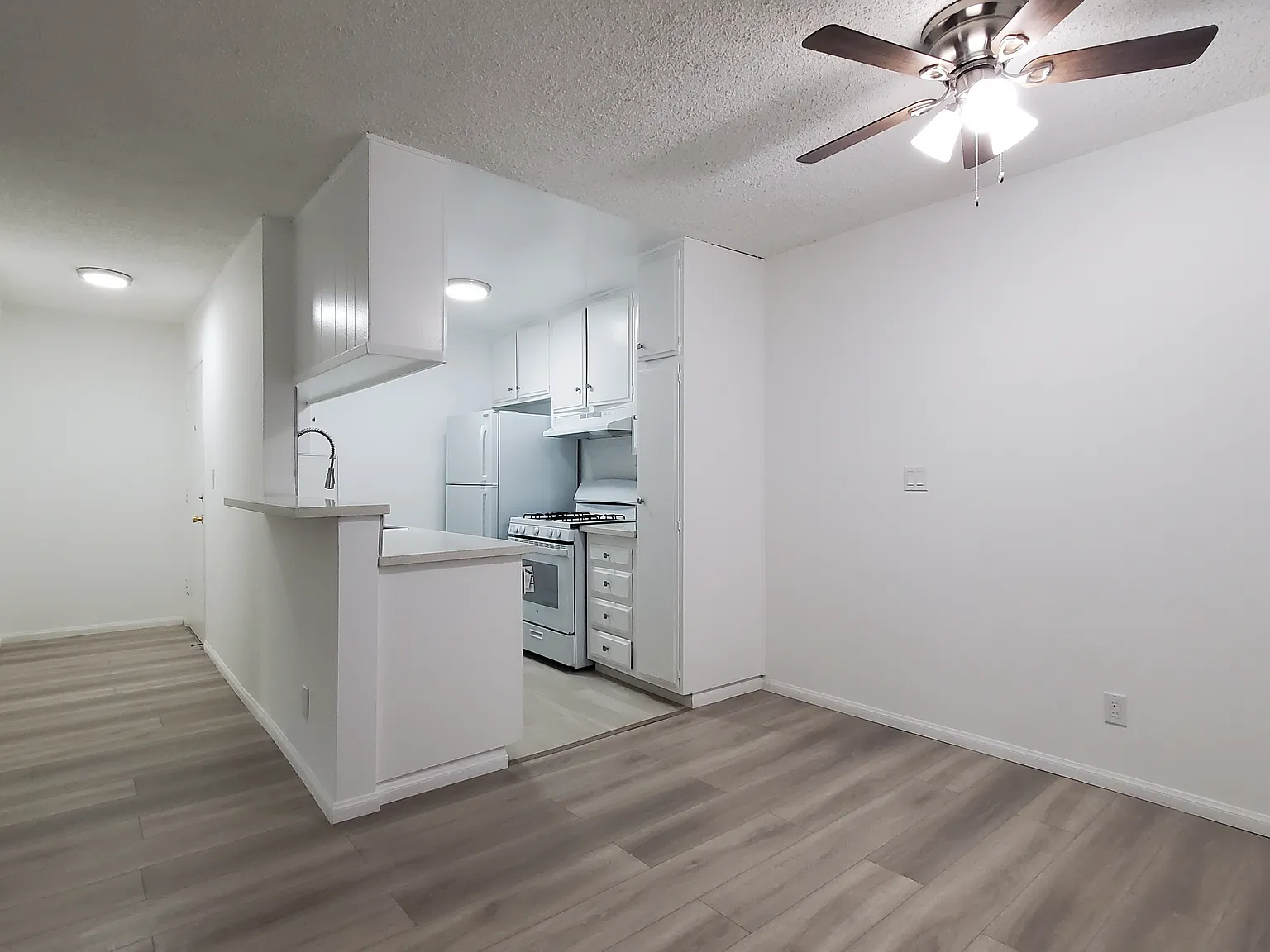 Palmera Apartments — Photo 2