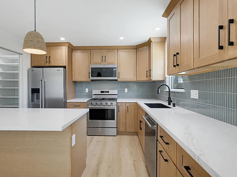 2036 Pomona Ave #D — Photo 13