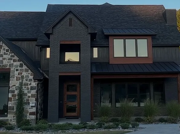 8915 Luxe Mnr, Fort Smith, AR 72916
