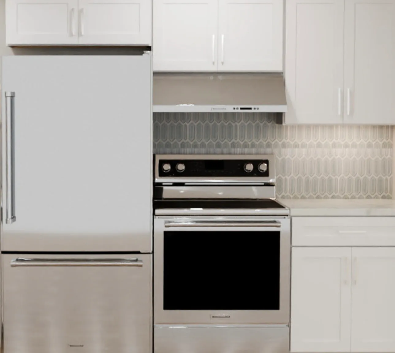 3 bed, 921 sqft, $1,310 — Photo 1