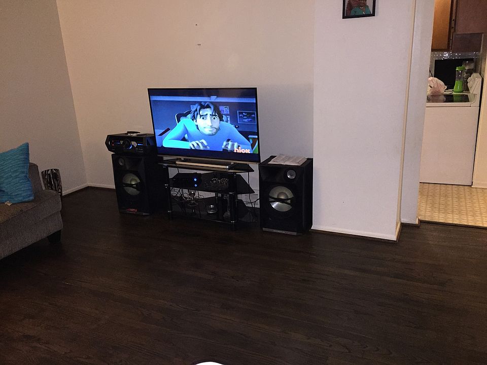 1st image of 134 S Christine Cir