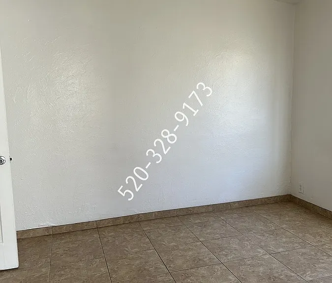 2943 N Alvernon Way #1 — Photo 6