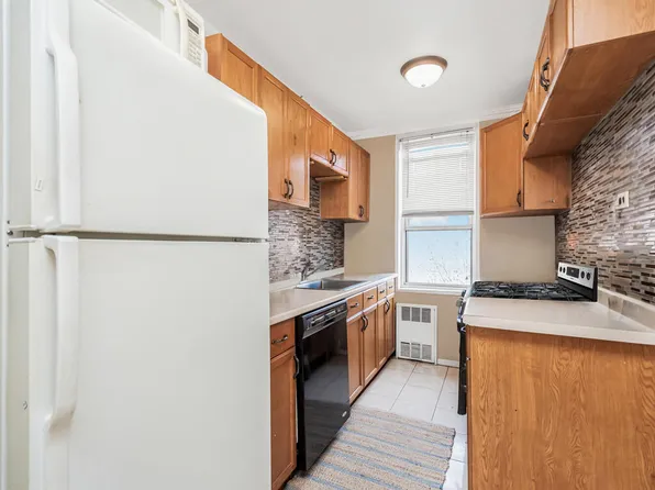 1475 Thieriot Avenue image 6 of 19