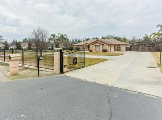 11070 17th Ave, Lemoore, CA 93245