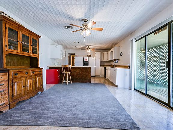 4th image of 6446 Lincoln Park West Rd W
