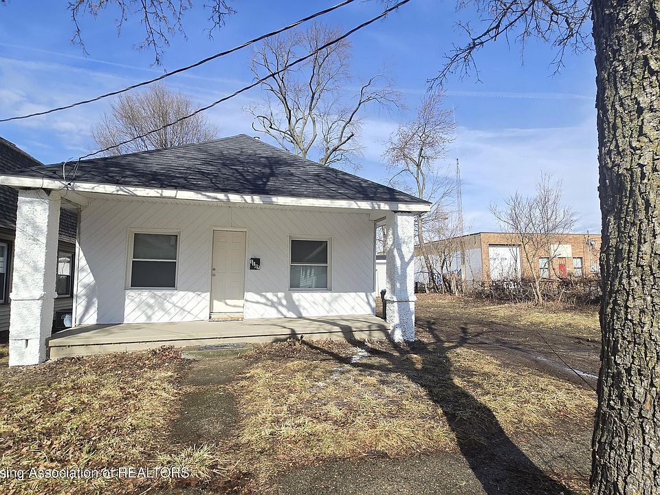 1st image of 1107 May St