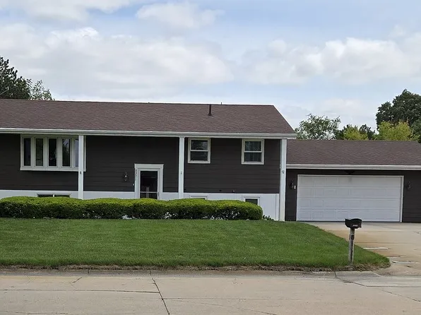 3271 50th Ave, Columbus, NE 68601