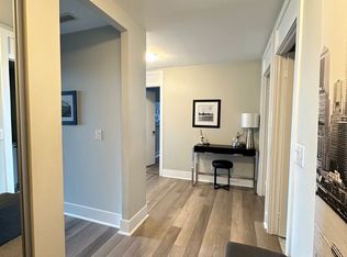 32 Davenport Rd #2902, Toronto, ON M5R 0B5