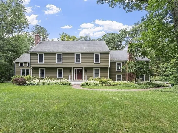 121 Bogastow Brook Rd, Sherborn, MA 01770