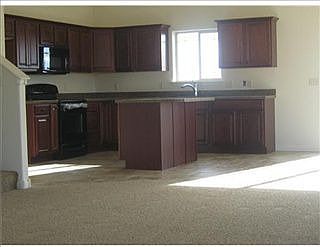 4th image of 1085 Back Bay Dr