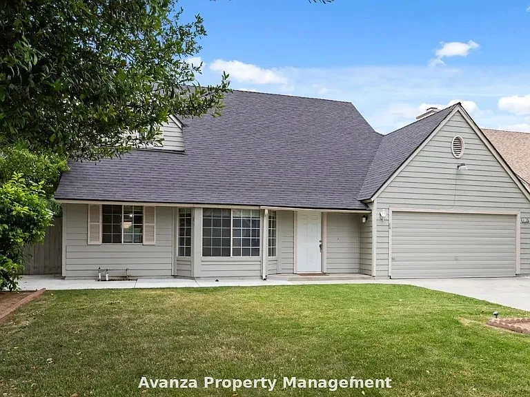 4129 W Regency Ave — Photo 2