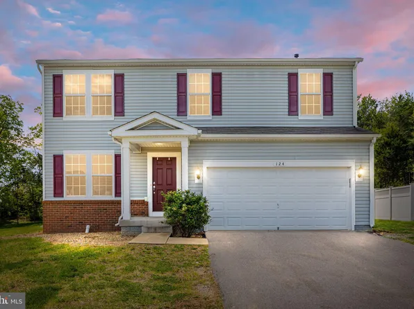 124 Hayvenhurst Ct, Stephens City, VA 22655