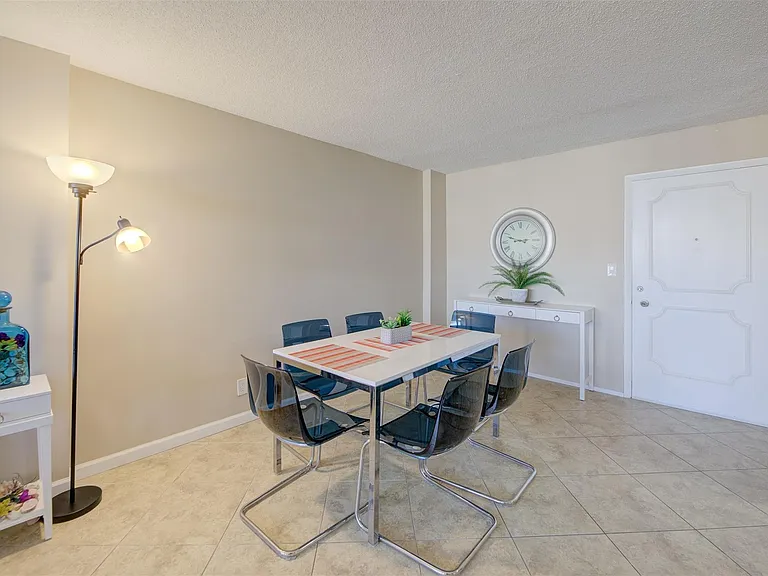 305 N Pompano Beach Blvd #1403 — Photo 7