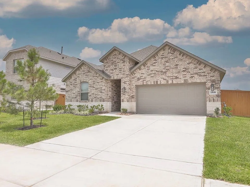 1508 Sunrise Gables Dr