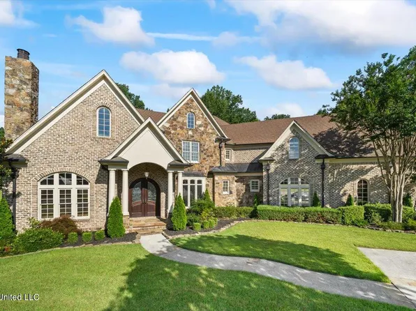 4665 Crystal Springs Cv, Olive Branch, MS 38654