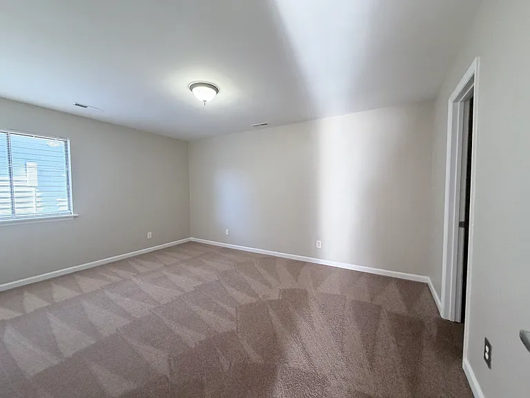 6517 Valene Ct — Photo 16