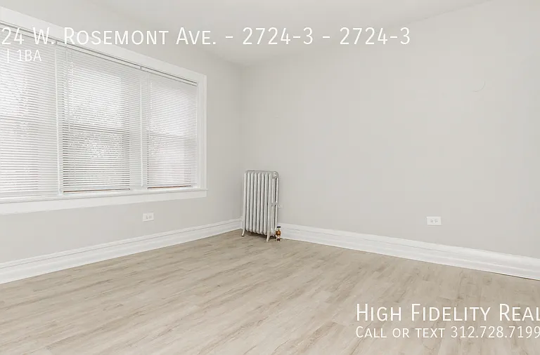 2724 W Rosemont Ave #3 — Photo 4