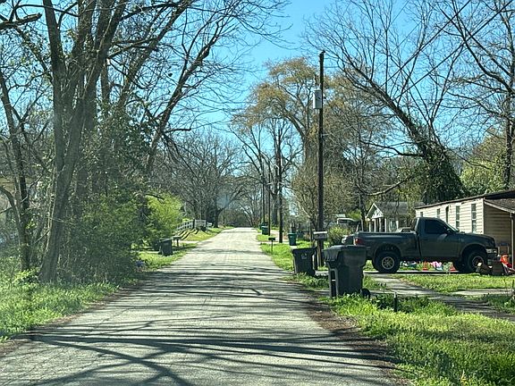 4th image of 306 Hunter St