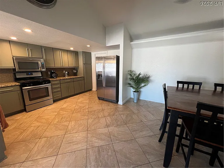 3956 Clear View Dr — Photo 49