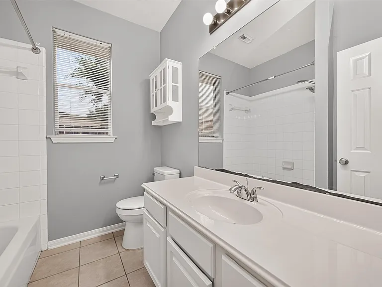14531 Chestnut Falls Dr — Photo 34