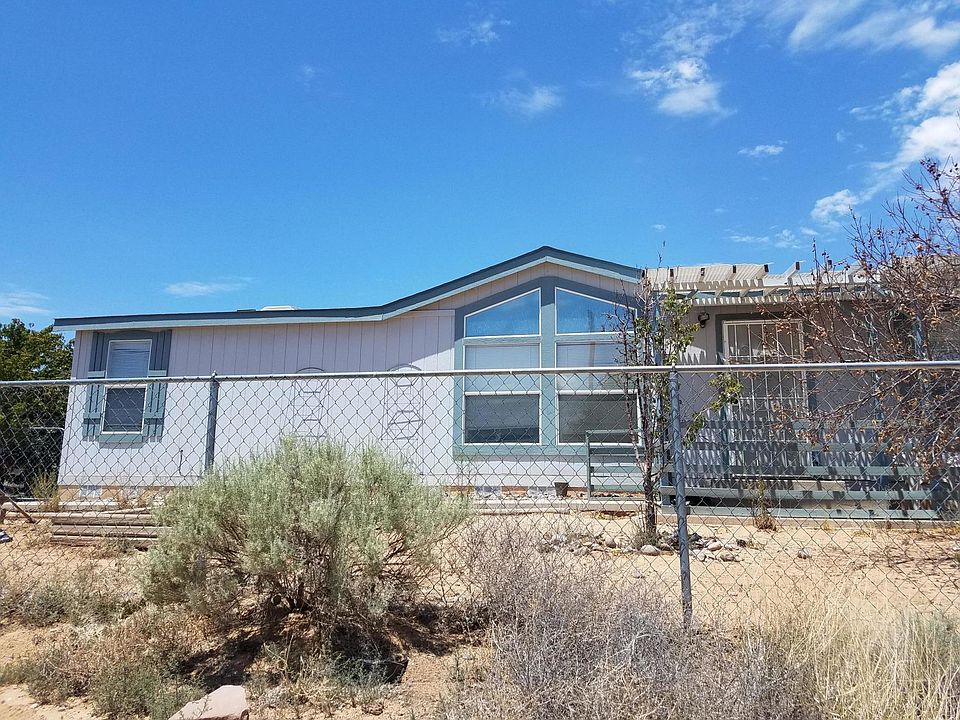 2nd image of 1505 Tulip Rd SE