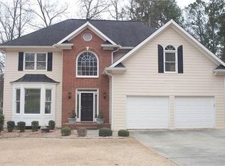 1068 Copper Creek Dr, Canton, GA 30114