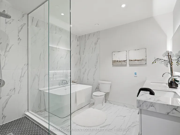 123 Maurice Dr #409 — Photo 17