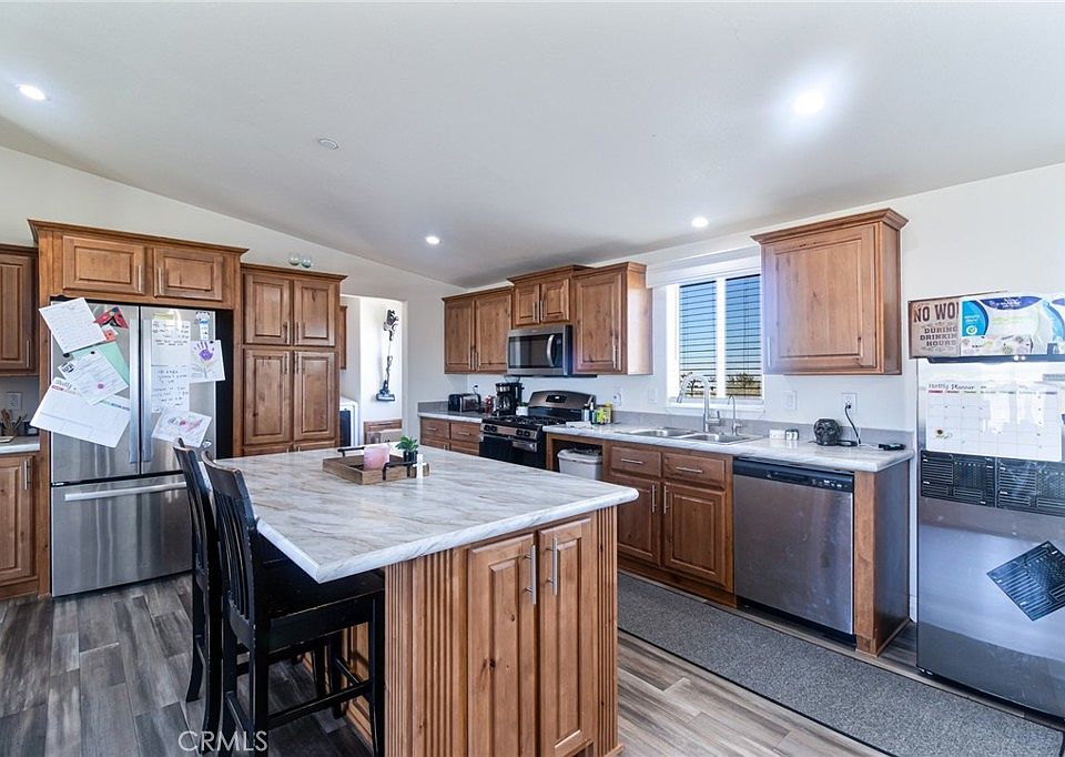 1st image of 2876 Goss Rd