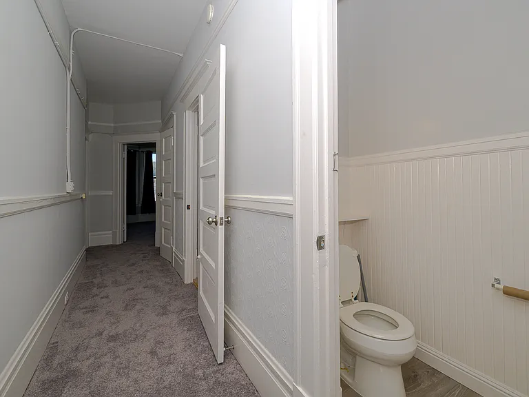 1535 Larkin St #B — Photo 14