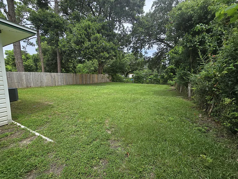 56 Norwood Dr — Photo 15