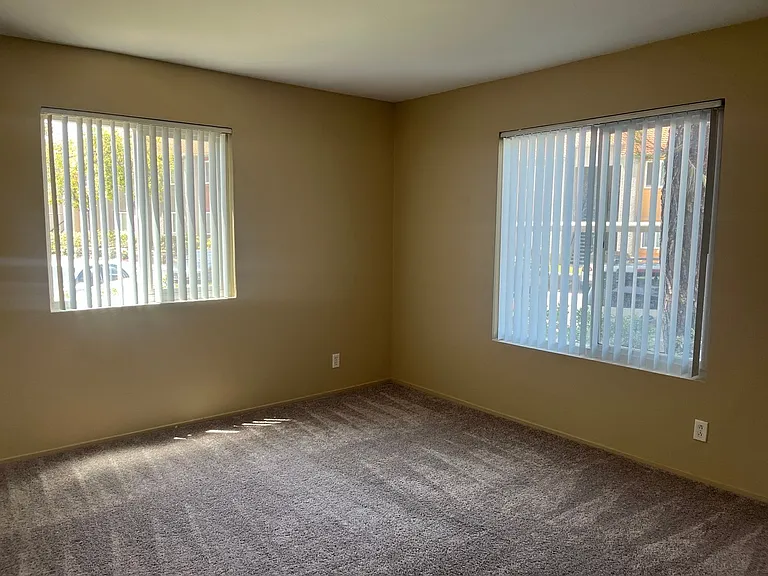 Corona Pointe Resort — Photo 141
