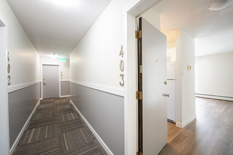 Fort Saskatchewan Apartment for rent - 2 Bedrooms — photo 2