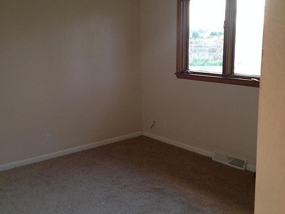 2 Spacious Bedrooms with newer carpet.