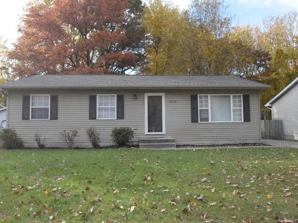 2242 Newton St, Lake Station, IN 46405