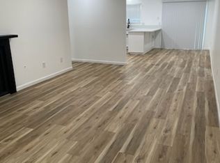 2035 S Pinkham St #2037, Visalia, CA 93292