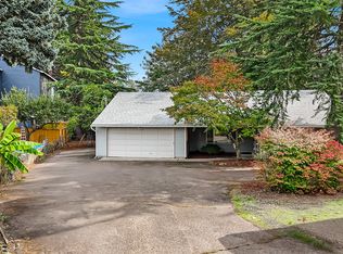 2830 214th Ave, Beaverton, OR 97003