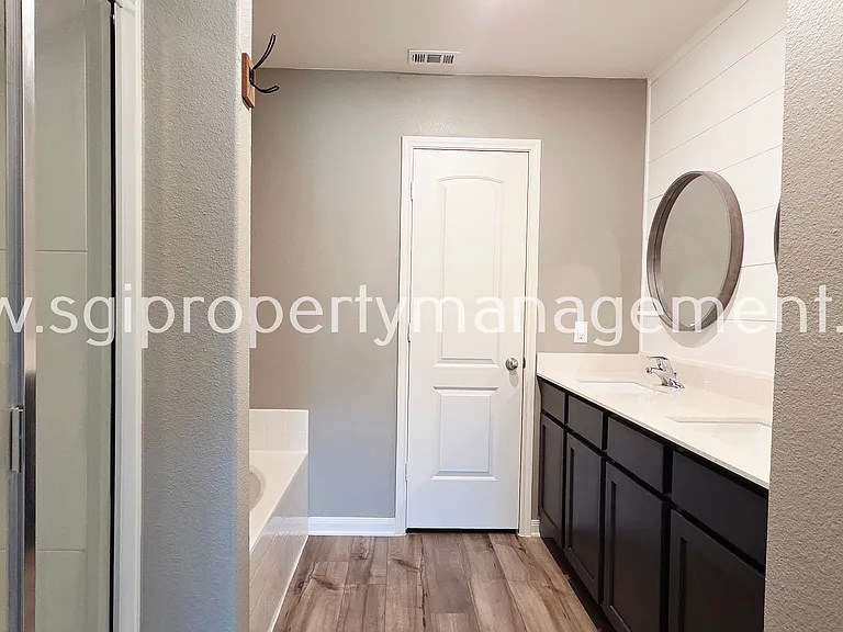 942 Primrose Dr — Photo 19