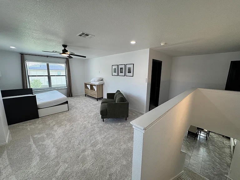 191 Mistletoe Ln — Photo 12