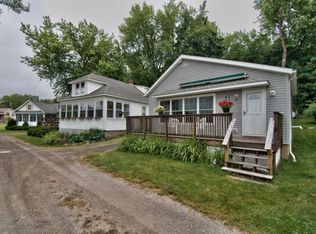 21 Lake Front Ln, Scott Township, PA 18433