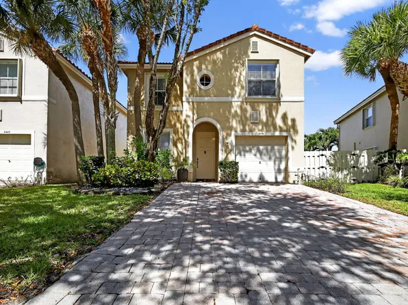 4451 Lake Lucerne Circle, West Palm Beach, FL 33409