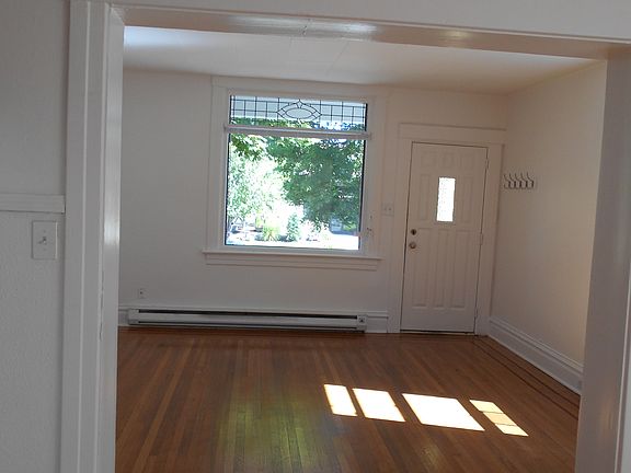 5th image of 1705 W 1st Ave #1