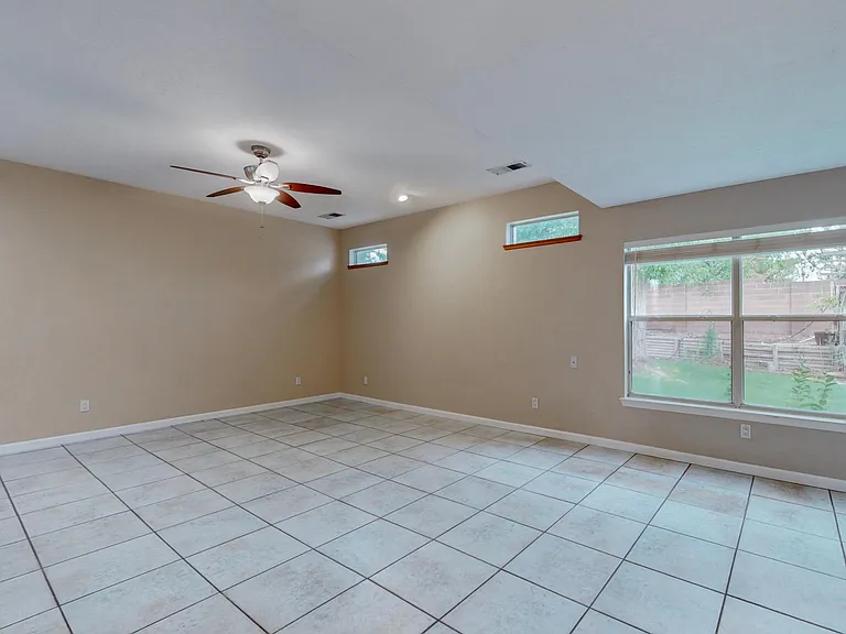 8405 Fairmont Dr NW — Photo 14